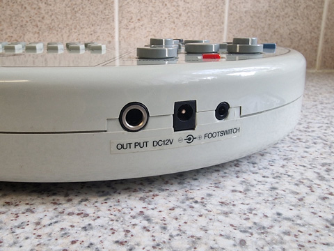 Suzuki Omnichord OM84